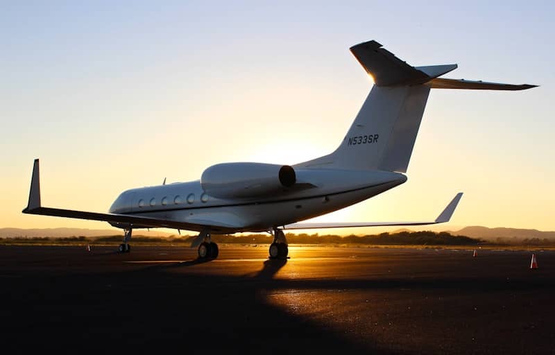 Book taxi from Walton On Thames to Southend Airport - Fixed fare, ~1h 30m Southend Airport (SEN) taxi transfer from Walton On Thames by CABS WALTON - 60 miles, ~1h 30m journey