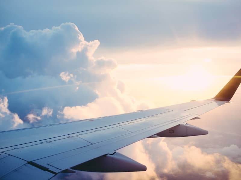 Airport Transfers - Walton On Thames taxi service by CABS WALTON Airport Transfers service by CABS WALTON - professional Walton On Thames taxi airport transfers transportation